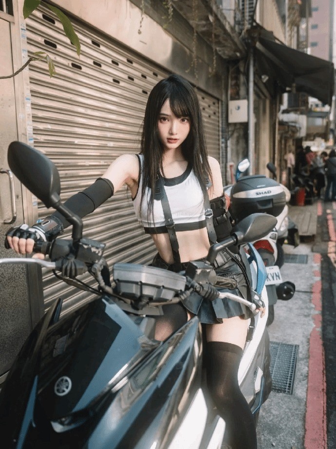 林俊杰回应与七七恋情传闻：非因直播认识，女友背景成谜