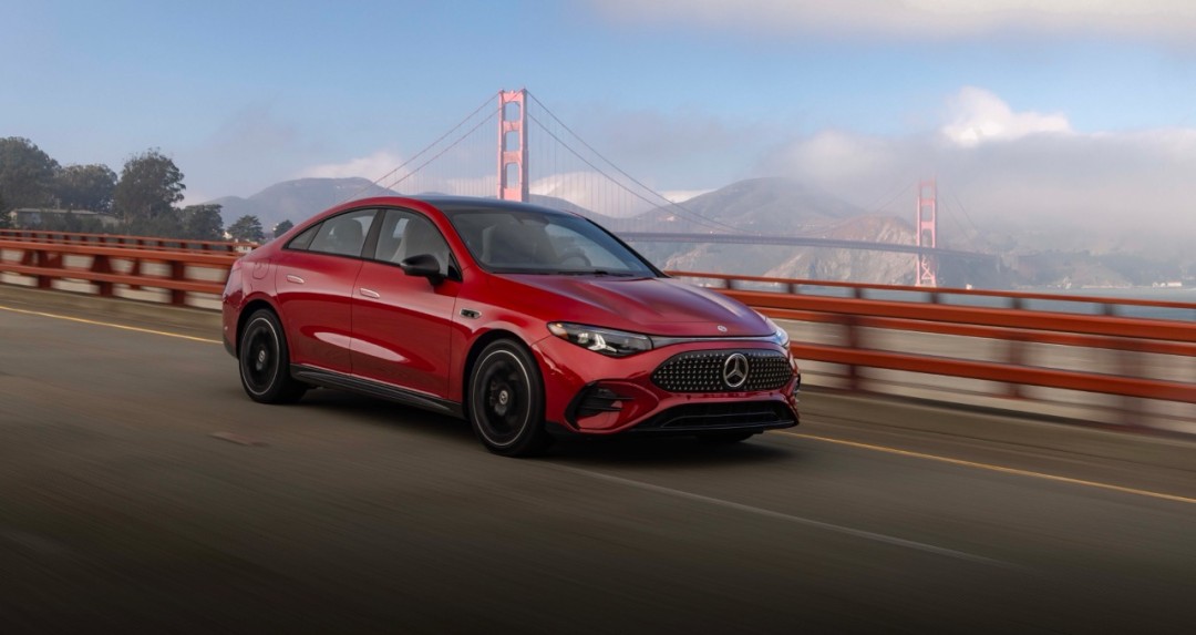 英伟达公布Alpamayo，首个具思考推理能力的自动驾驶AI将上路