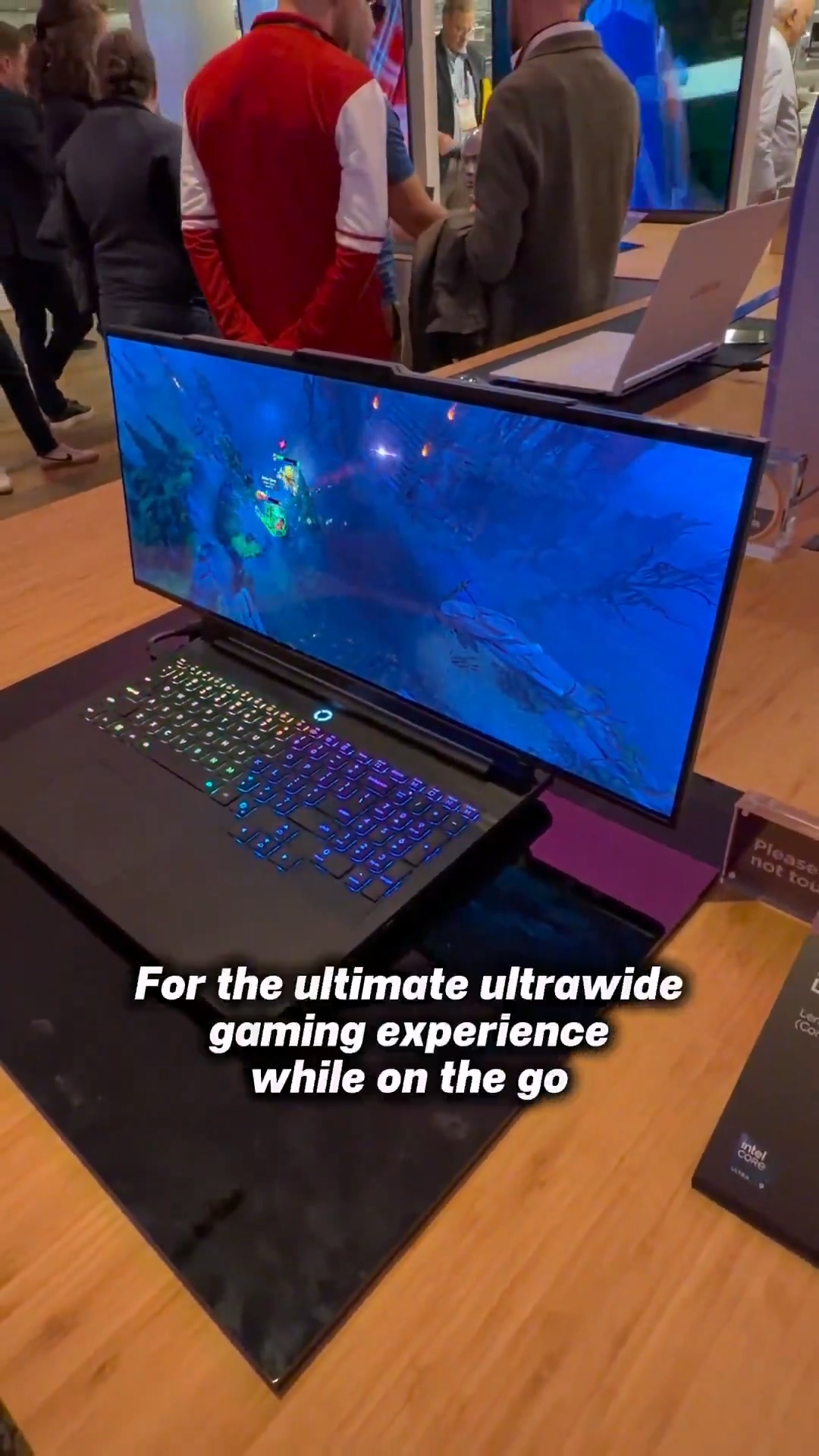 CES 2026：联想展可卷曲屏OLED笔记本，Legion Pro概念机亮点多