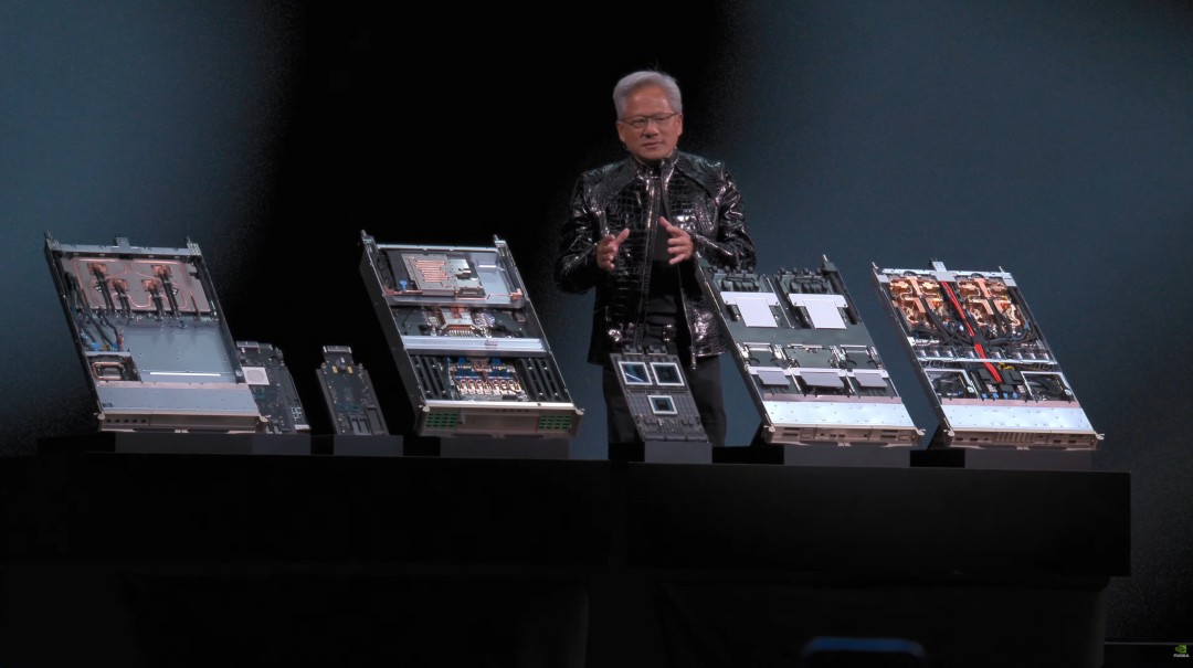 黄仁勋批AI导致失业是‘末日论调’，称散布者多为CEO