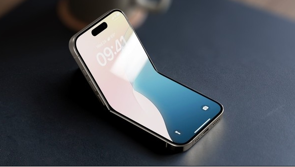 苹果测试翻盖折叠屏iPhone，首款折叠机或今年秋季亮相