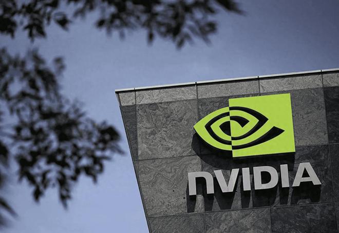 英伟达豪砸40亿押注光互联，为下一代AI工厂布局