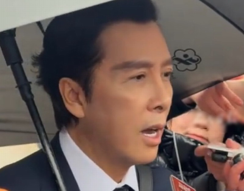 甄子丹谈机器人技术发展，称春晚机器人表演令人印象深刻