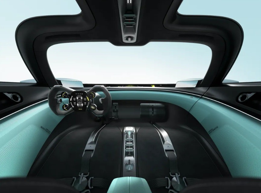 小米公布VGT跑车手稿，Vision Gran Turismo概念车亮相MWC大会