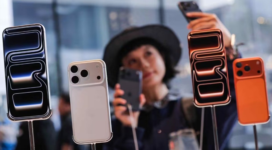 苹果印度扩产遇挫：缺中国团队生产线停摆