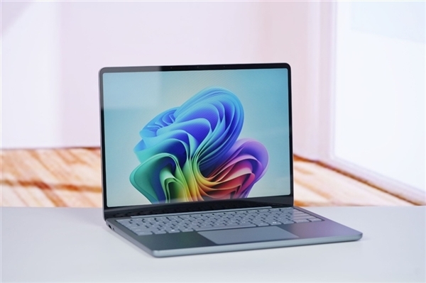 微软Surface新品5月中旬发布 双平台可选