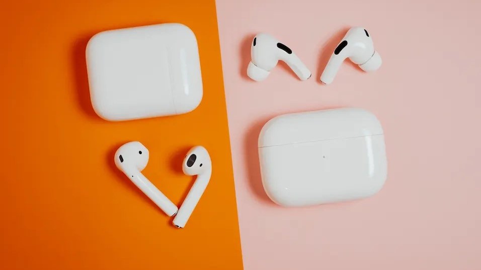 苹果将推革命性新品，带摄像头AirPods Pro等有望秋季登场