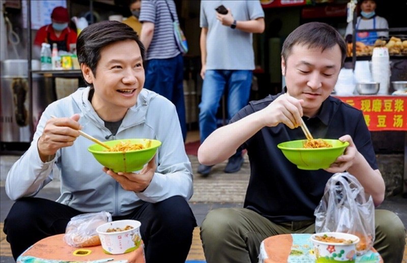 雷军回应网络争议：攻击他的人只为流量，过早事件别太当真