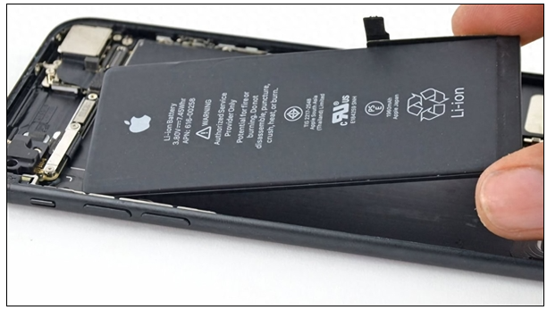 iPhone 2027年不会换可拆卸电池，欧盟法规被误读了